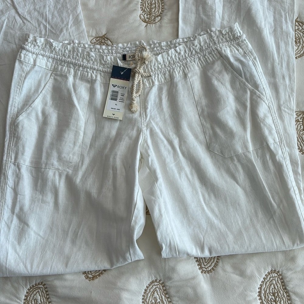 Roxy wide legged linen pants, brand new